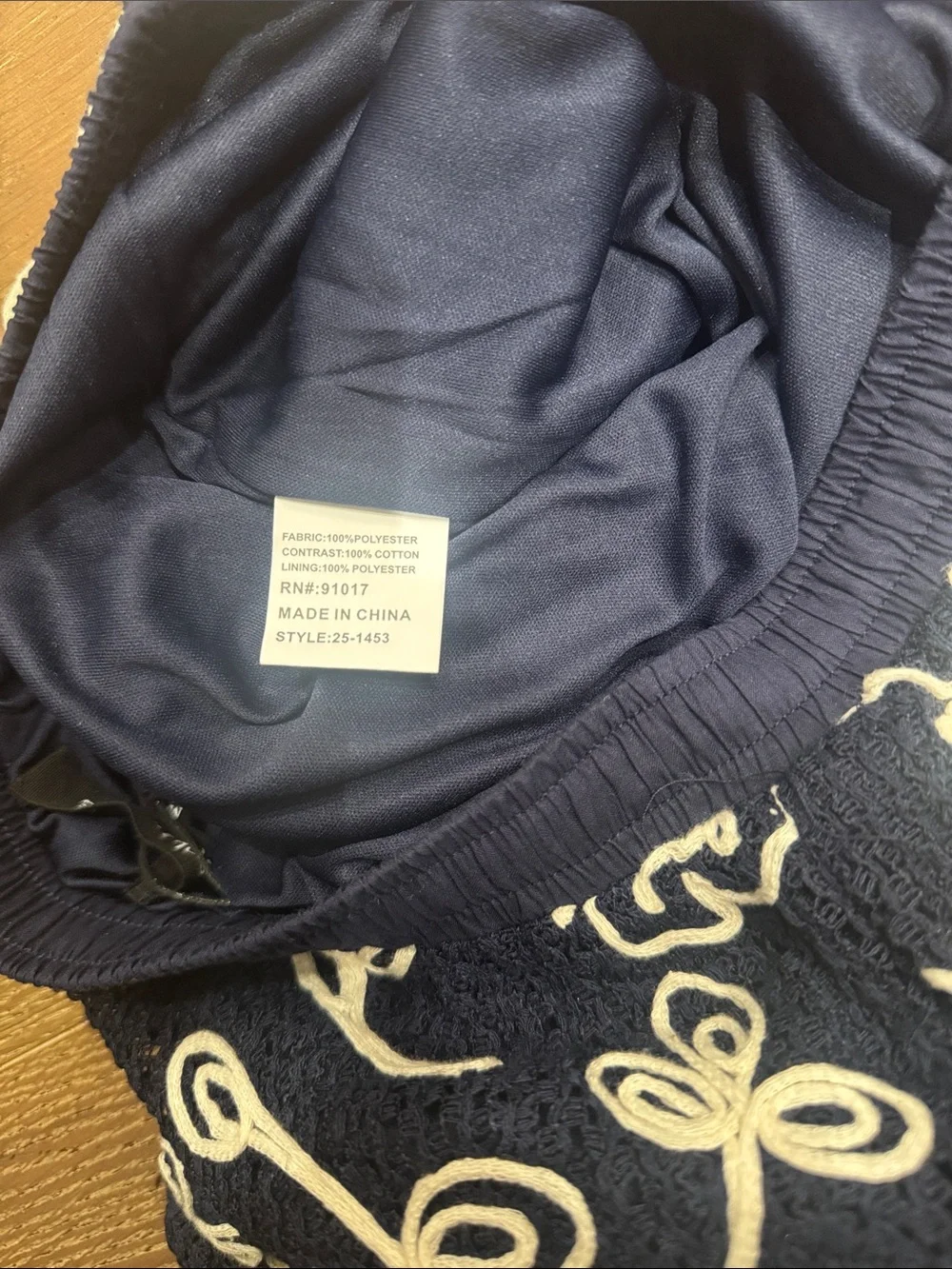 Solitaire Navy Embroidered Wide Leg Pants NWT Size M Coastal Chic - Picture 6 of 6